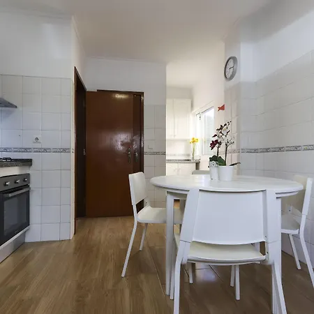 Charming - Sonias Guest house *