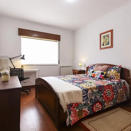 Charming - Sonias Guest house *